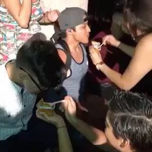 Meet your Posher, Damon thomas