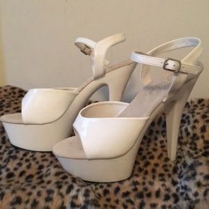 Pleaser , 6" Spike Heel Platform Sandal