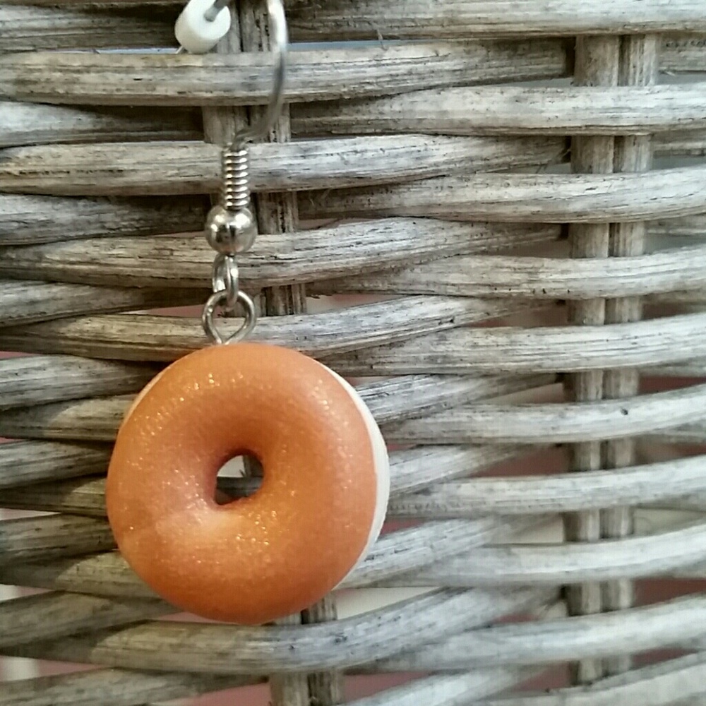 4/25♡Bagel and Cream Cheese Earrings - Picture 4 of 8