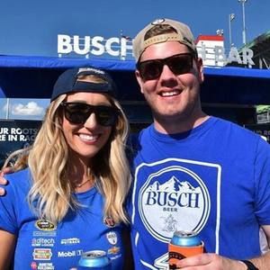 Meet your Posher, Casey