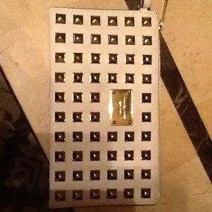 Authentic Michael kors wristlet final sale