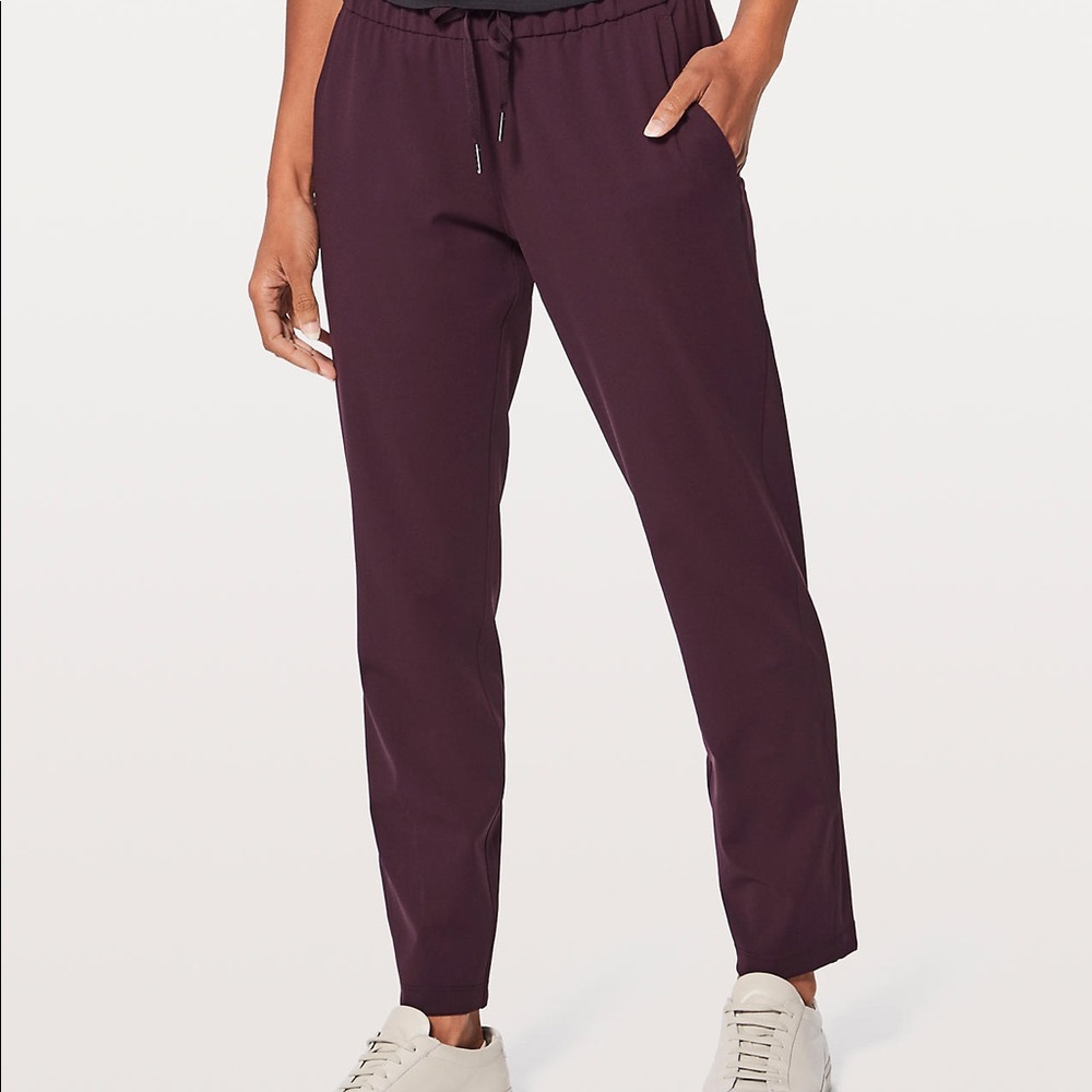 Lululemon on the fly leggings