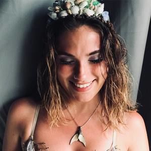 Meet your Posher, Jaymee