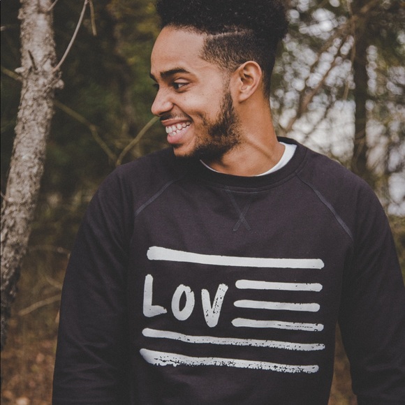 Love Flag BLK Sweatshirt - Picture 1 of 3