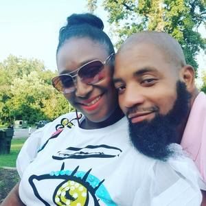 Meet your Posher, Ebony