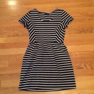 GAP dress