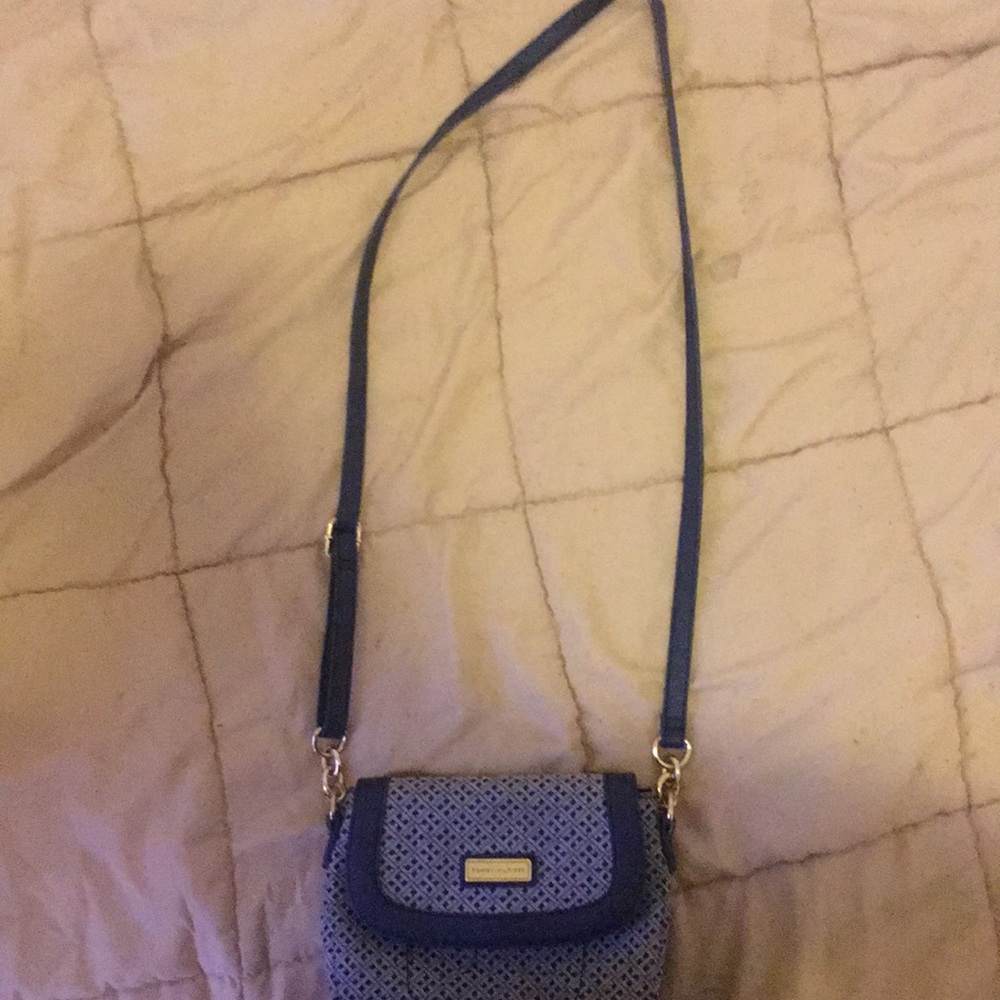 Tommy Hilfiger small bag - Picture 2 of 2