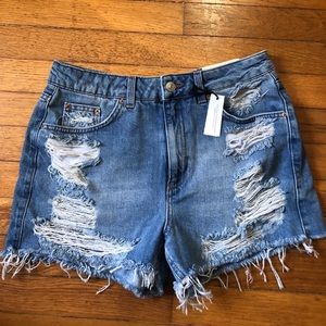 TOPSHOP mom distressed shorts