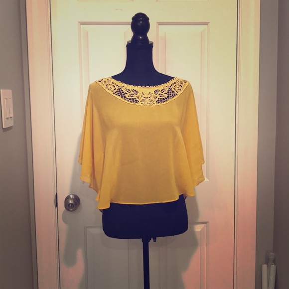 YELLOW OPEN SHOULDER DRESS TOP - Picture 1 of 1