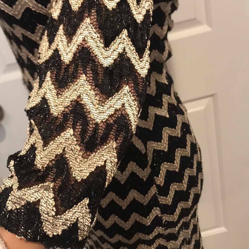 PERFECT WINTER PARTY DRESS - Picture 2 of 3