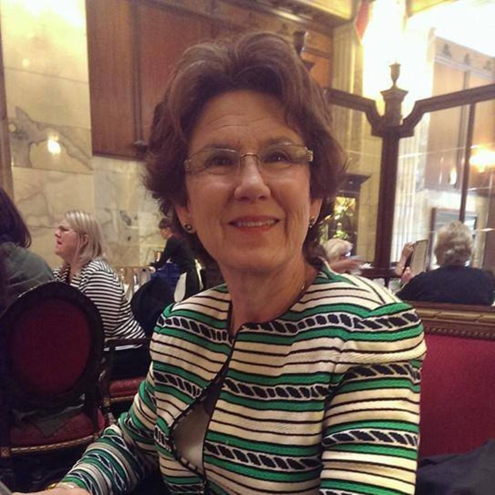 Meet your Posher, Toni