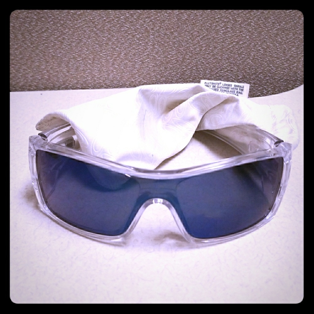 OAKLEY SHADES Baowolf