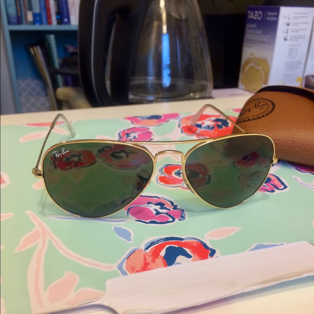 Classic Aviator Ray Bans Gold Frame Large RB 3025
