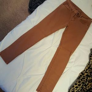 Skinny stretchy jeans