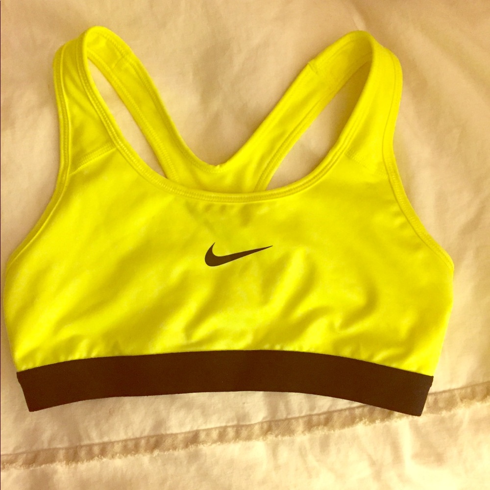 Nike dry fit sports bra