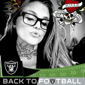 Meet your Posher, Leslie