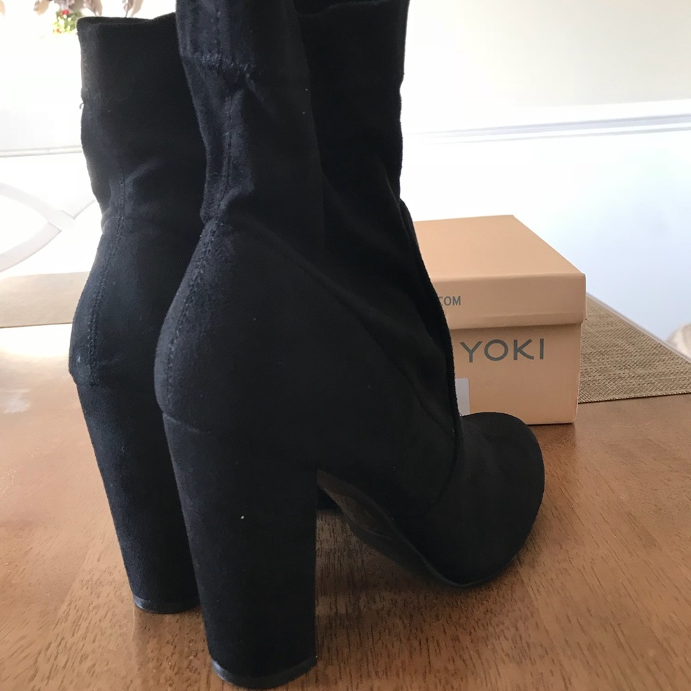 Black sock boot