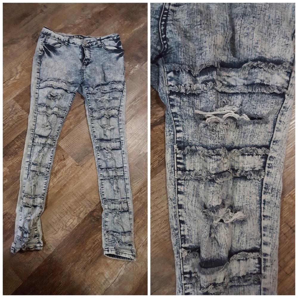 Skinny jeans