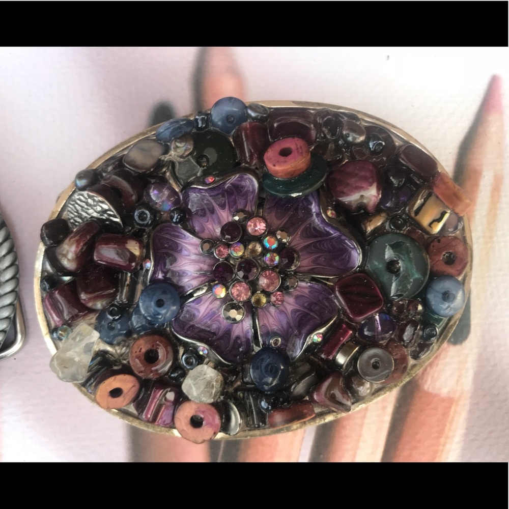 Belt buckle