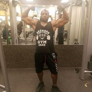 Meet your Posher, Derrick