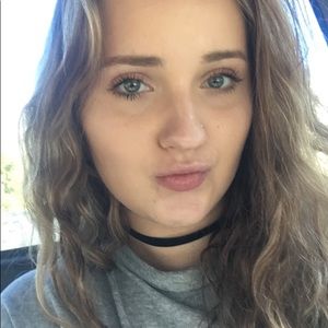 Meet your Posher, Ivy