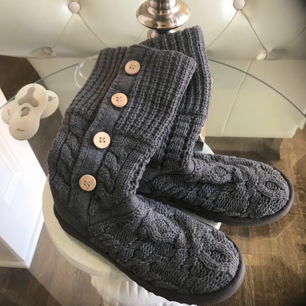 Authentic ugg