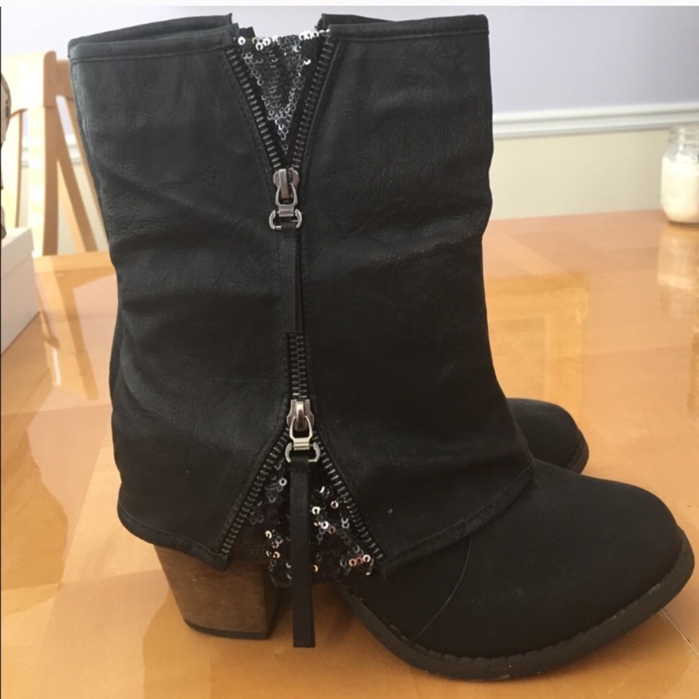 ISO: gray Vanity Zipper boots