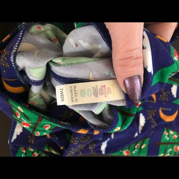 Lularoe Christmas Leggings Mommy & Me Set - Picture 3 of 5