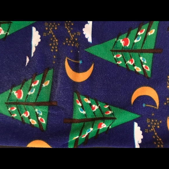 Lularoe Christmas Leggings Mommy & Me Set - Picture 5 of 5