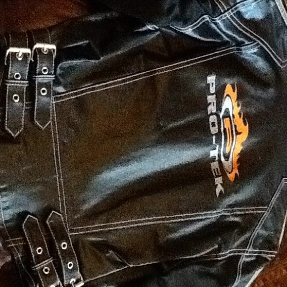 NWT XS/SM genuine leather ,reflective design❤️ - Picture 2 of 8