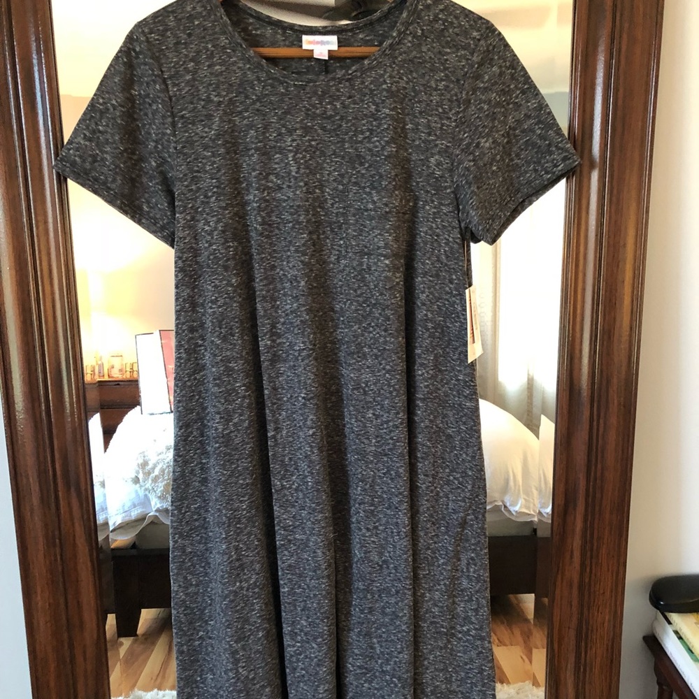 LuLaRoe Small Carly Black & White Heathered - NWT!