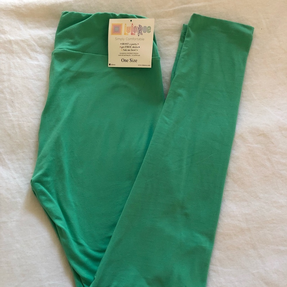 BNWT LuLaRoe Leggings Solid Kelly Green OS