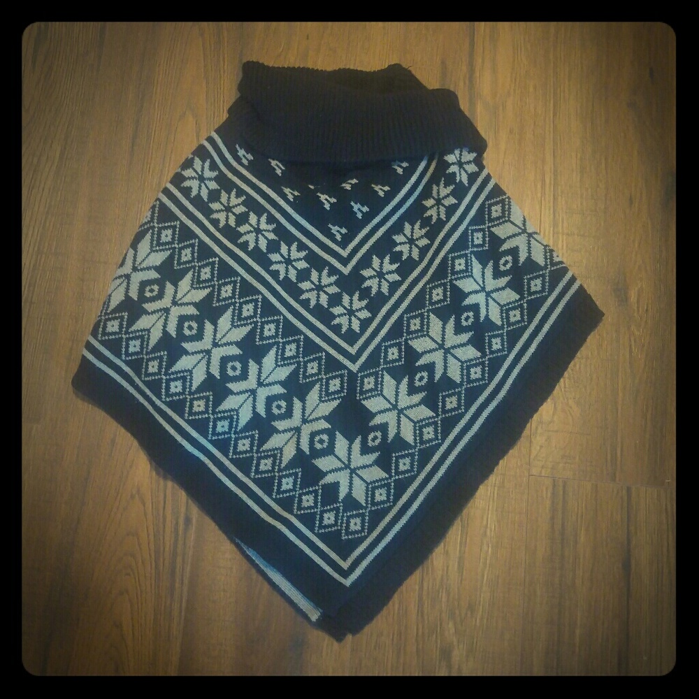 Child winter knit poncho