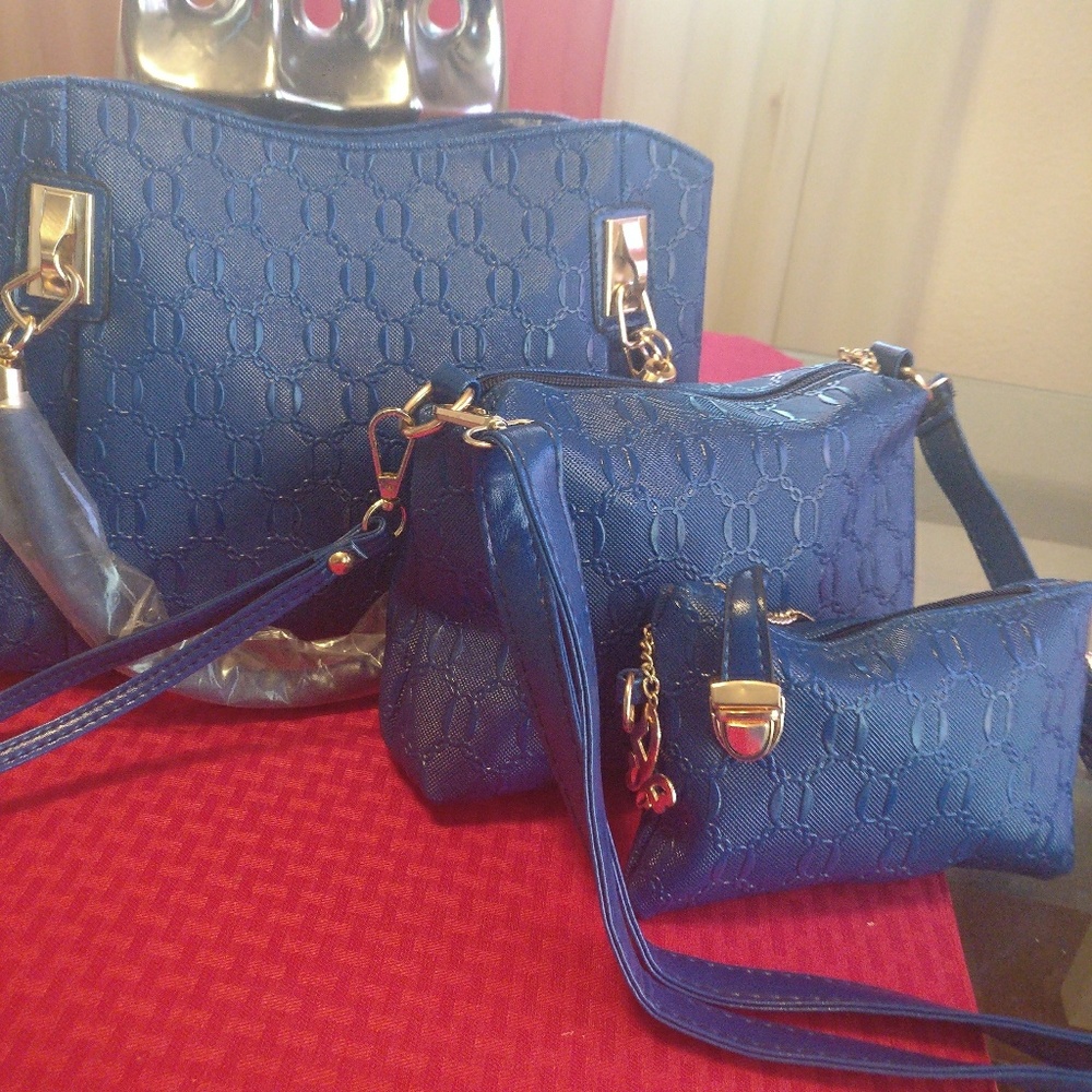 Womens blue trio vintage bags