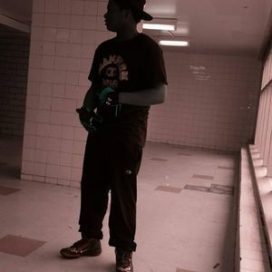 Meet your Posher, Dezzy