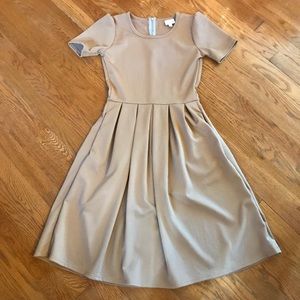 XS LuLaRoe Amelia Dress
