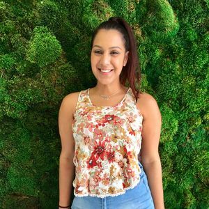 Meet your Posher, Christina