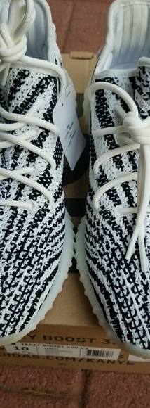 YEEZY BOOST 350 V2 ZEBRA main image 4
