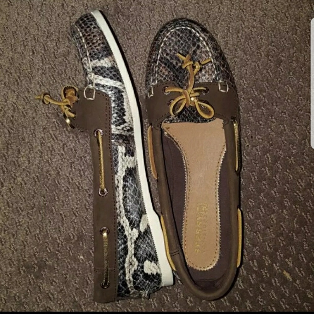 Sperry tipsters size 6.5