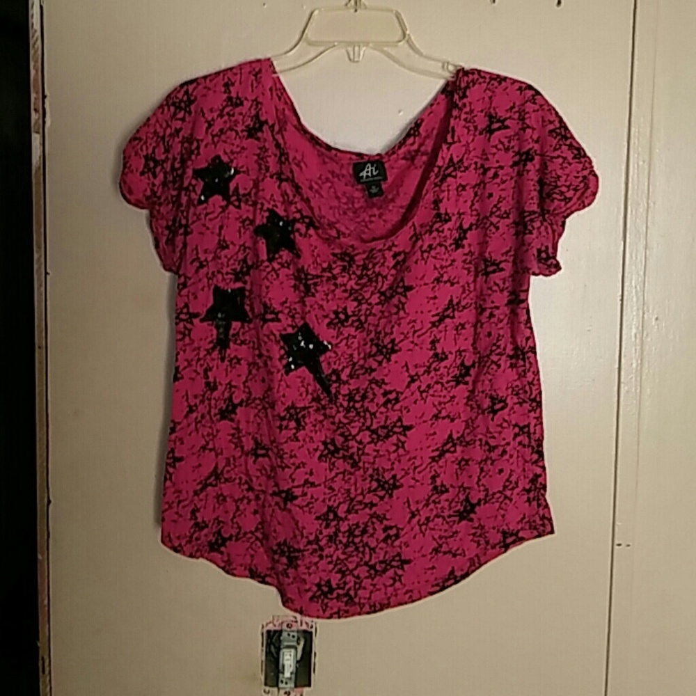 Sz med top by Ai