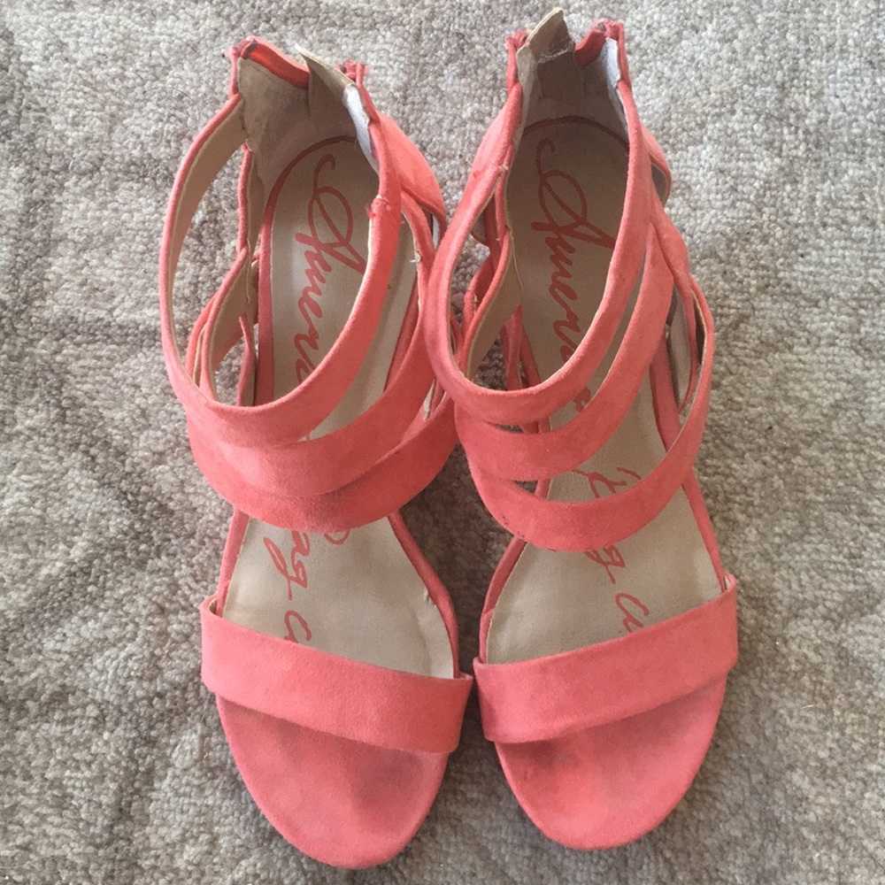 Coral wedges