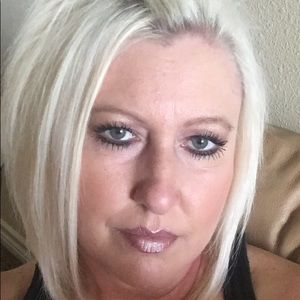 Meet your Posher, Tonya