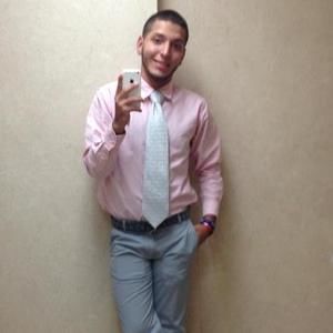 Meet your Posher, Edgar emanuel