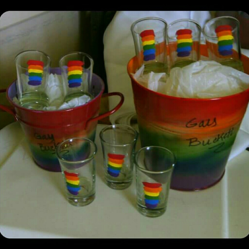 Art Hand paint,Shot glasses,Nut croix,Candle Holde