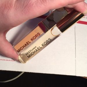 Michael Kors Sexy Amber Rollerball & Muse lipgloss