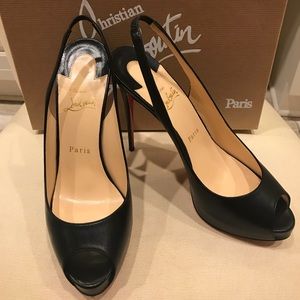 💥SOLD💥Authentic Christian Louboutins