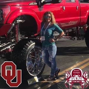 Meet your Posher, Misti