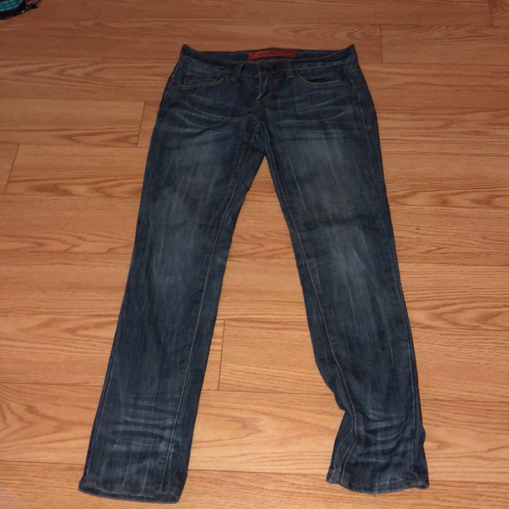 Capri Dark wash jeans