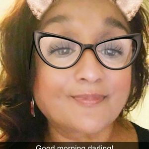 Meet your Posher, Marie