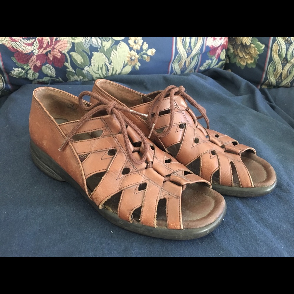 Leather sandals